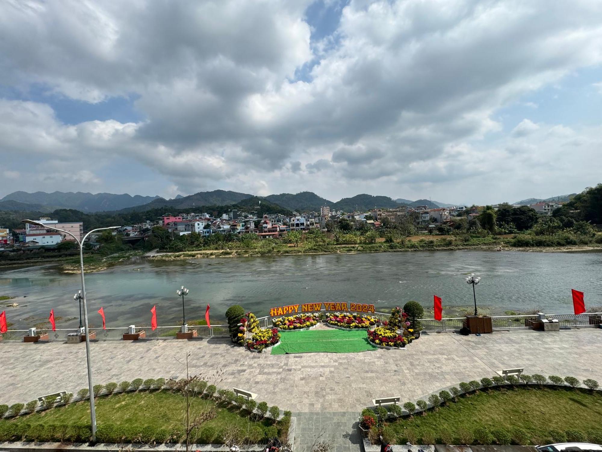 Cao Bang Siu Homestay Hoang Nga Exterior foto